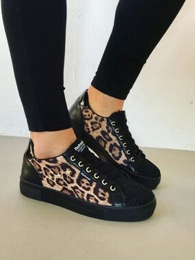 Refresh Leopard Print Platform Sneakers - Black